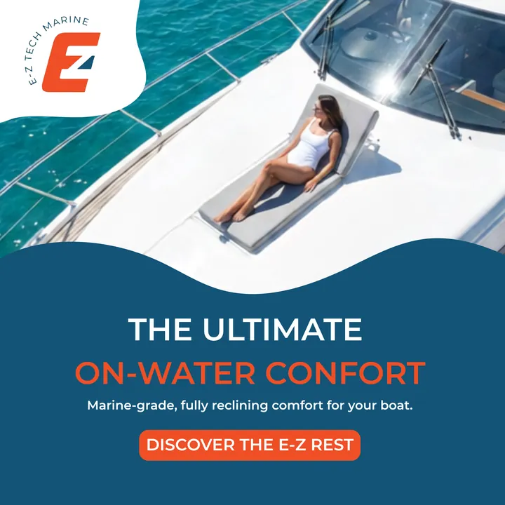 Publicité E-Z Rest d’E-Z Tech Marine sur le pont d’un yacht